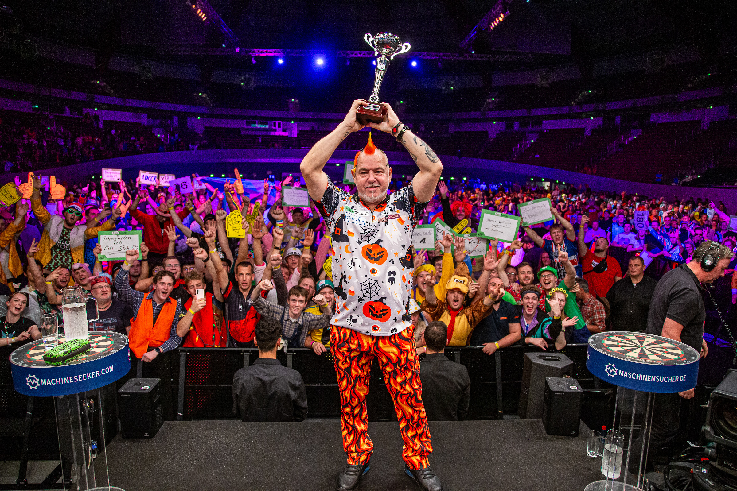 Wright-Triumph im Legenden-Finale: "Der alte Mann" ist European Champion episode artwork