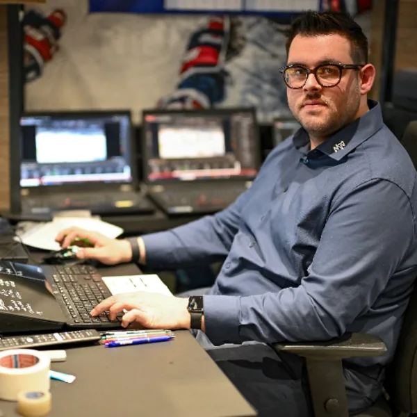 Eine Stunde mit dem Videocoach der Adler – Eiszeit FM Episode 099