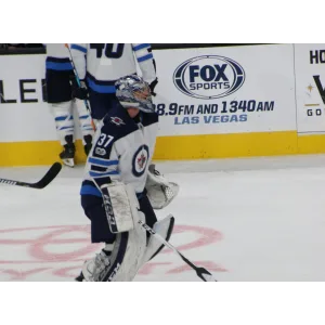#752 NHL News – Hellebuyck Trade & Heritage Classic